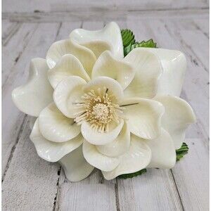 Vtg 7” Lucite Flower MCM Centerpiece White Cream Magnolia/Green Leaves Decor